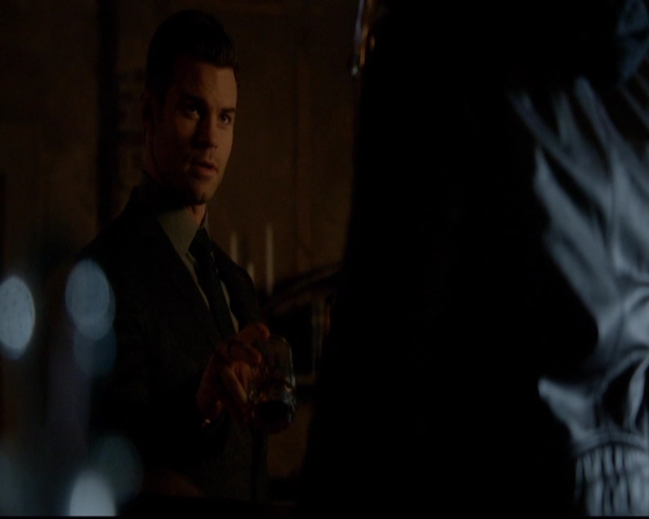 VampireDiariesWorld-dot-nl_TheOriginals_3x16AloneWithEverybody2137.jpg