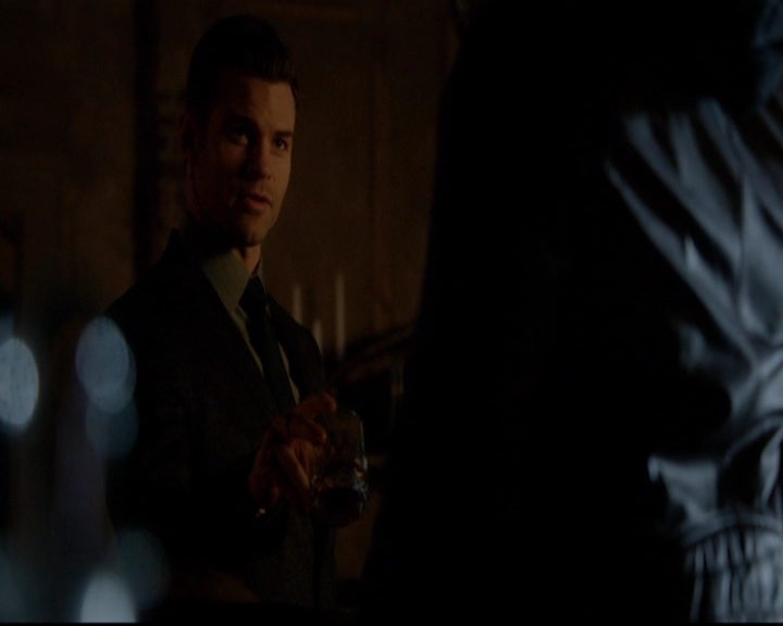 VampireDiariesWorld-dot-nl_TheOriginals_3x16AloneWithEverybody2138.jpg