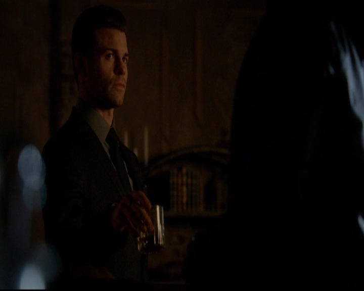 VampireDiariesWorld-dot-nl_TheOriginals_3x16AloneWithEverybody2144.jpg