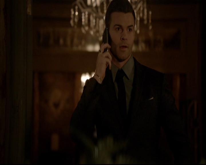 VampireDiariesWorld-dot-nl_TheOriginals_3x16AloneWithEverybody2176.jpg