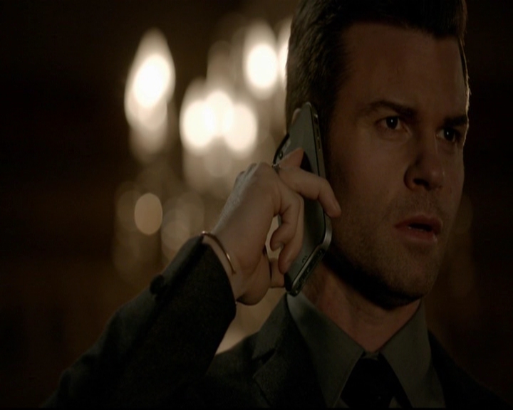 VampireDiariesWorld-dot-nl_TheOriginals_3x16AloneWithEverybody2192.jpg