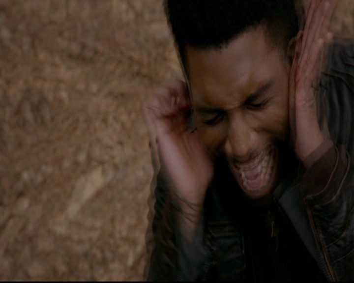 VampireDiariesWorld-dot-nl_TheOriginals_3x17BehindTheBlackHorizon0452.jpg