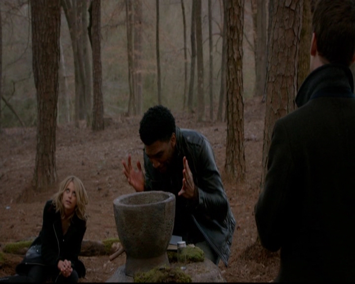 VampireDiariesWorld-dot-nl_TheOriginals_3x17BehindTheBlackHorizon0453.jpg