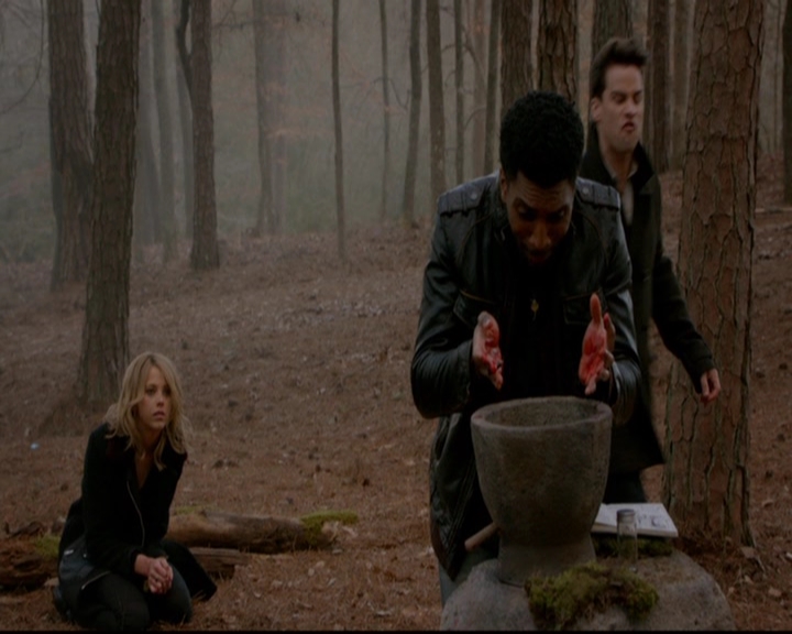 VampireDiariesWorld-dot-nl_TheOriginals_3x17BehindTheBlackHorizon0596.jpg