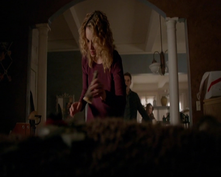 VampireDiariesWorld-dot-nl_TheOriginals_3x17BehindTheBlackHorizon0715.jpg