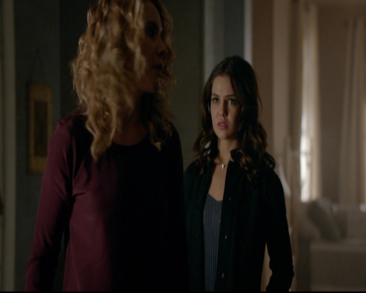 VampireDiariesWorld-dot-nl_TheOriginals_3x17BehindTheBlackHorizon0753.jpg