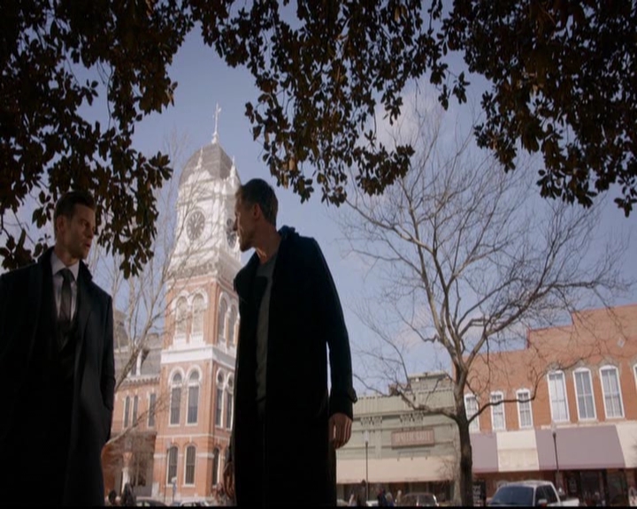 VampireDiariesWorld-dot-nl_TheOriginals_3x17BehindTheBlackHorizon0821.jpg