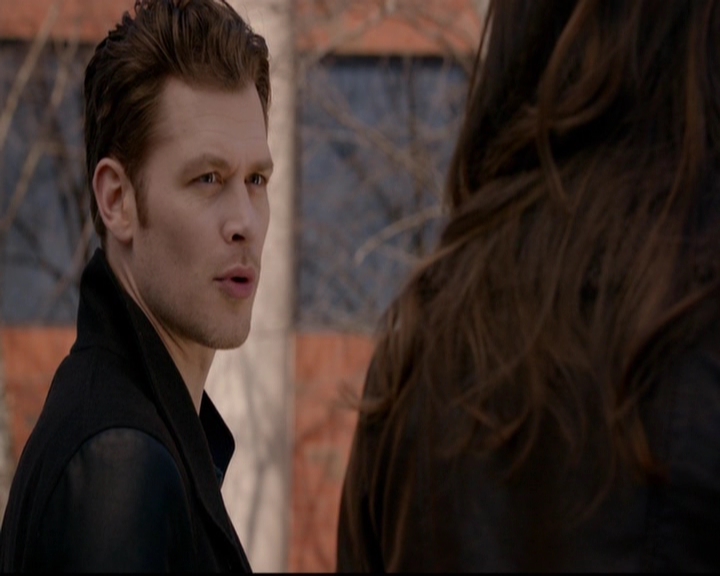 VampireDiariesWorld-dot-nl_TheOriginals_3x17BehindTheBlackHorizon0883.jpg