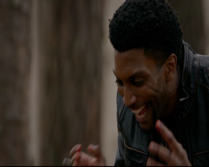 VampireDiariesWorld-dot-nl_TheOriginals_3x17BehindTheBlackHorizon0930.jpg