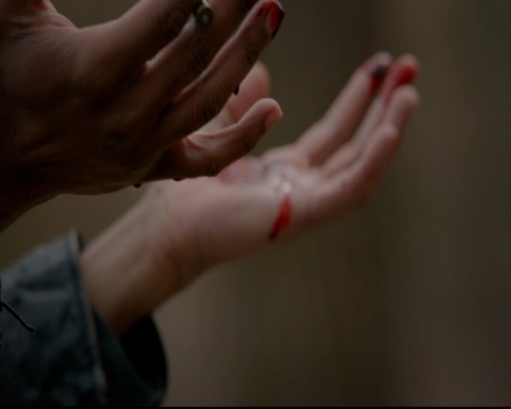 VampireDiariesWorld-dot-nl_TheOriginals_3x17BehindTheBlackHorizon0933.jpg