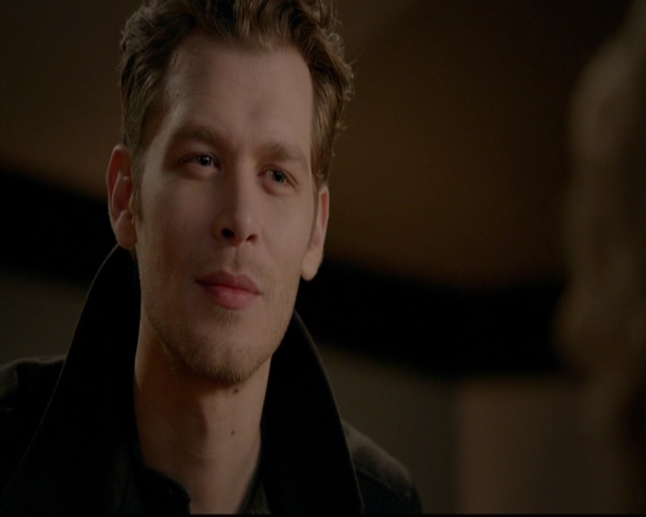 VampireDiariesWorld-dot-nl_TheOriginals_3x17BehindTheBlackHorizon0990.jpg