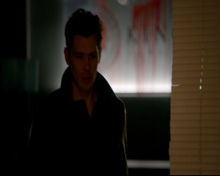 VampireDiariesWorld-dot-nl_TheOriginals_3x17BehindTheBlackHorizon1020.jpg