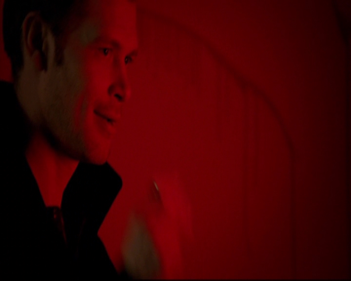 VampireDiariesWorld-dot-nl_TheOriginals_3x17BehindTheBlackHorizon1036.jpg