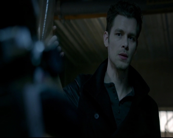 VampireDiariesWorld-dot-nl_TheOriginals_3x17BehindTheBlackHorizon1068.jpg