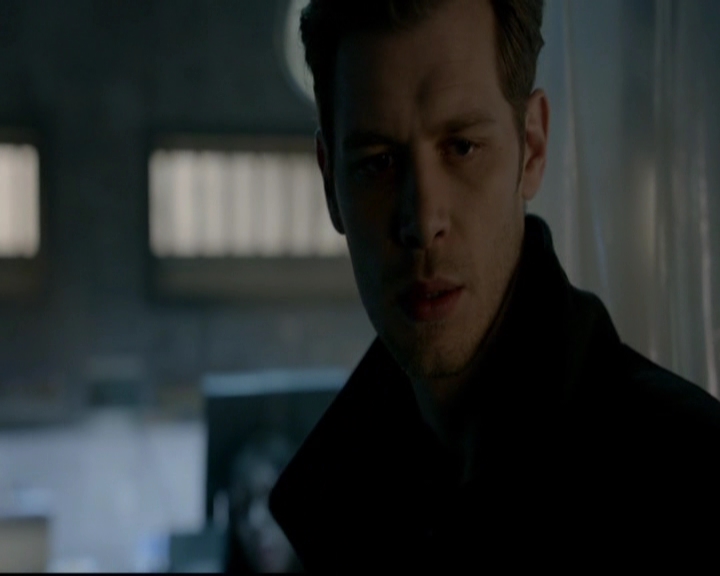 VampireDiariesWorld-dot-nl_TheOriginals_3x17BehindTheBlackHorizon1076.jpg