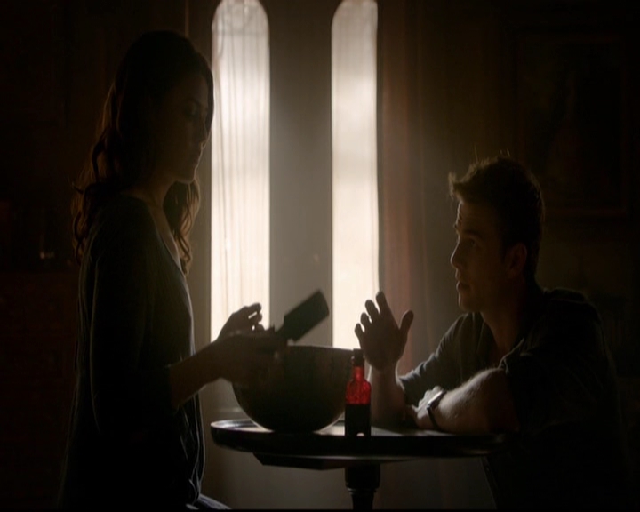 VampireDiariesWorld-dot-nl_TheOriginals_3x17BehindTheBlackHorizon1149.jpg