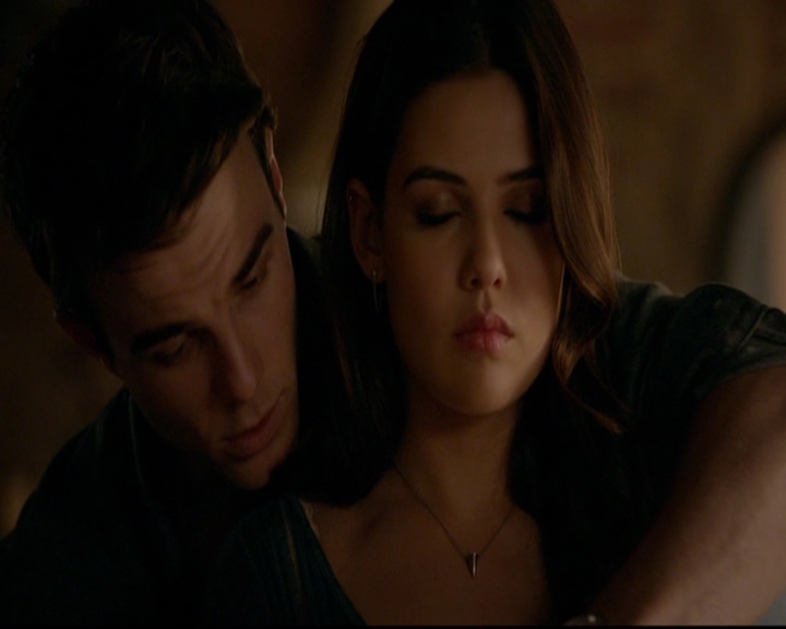 VampireDiariesWorld-dot-nl_TheOriginals_3x17BehindTheBlackHorizon1168.jpg