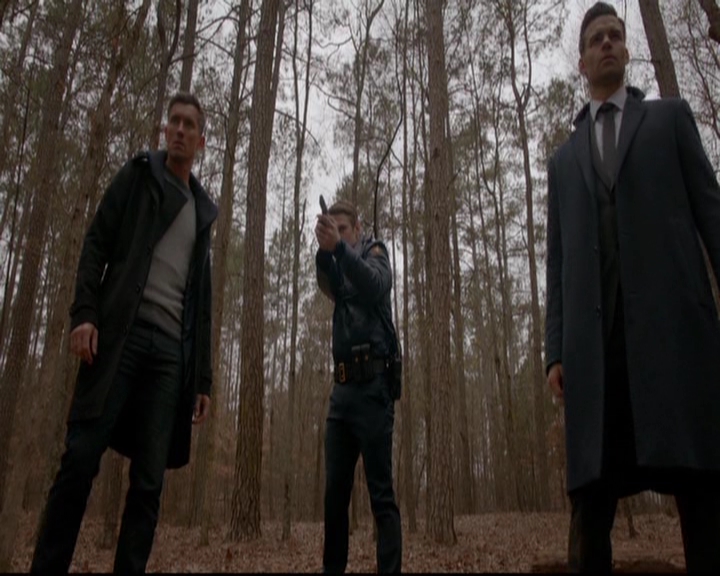 VampireDiariesWorld-dot-nl_TheOriginals_3x17BehindTheBlackHorizon1265.jpg