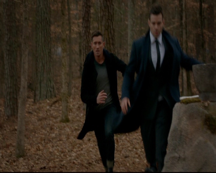 VampireDiariesWorld-dot-nl_TheOriginals_3x17BehindTheBlackHorizon1297.jpg