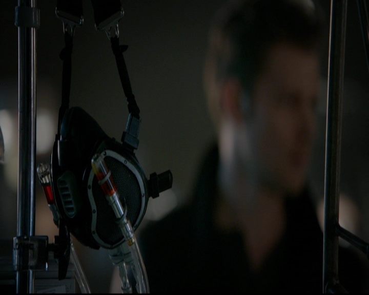 VampireDiariesWorld-dot-nl_TheOriginals_3x17BehindTheBlackHorizon1338.jpg