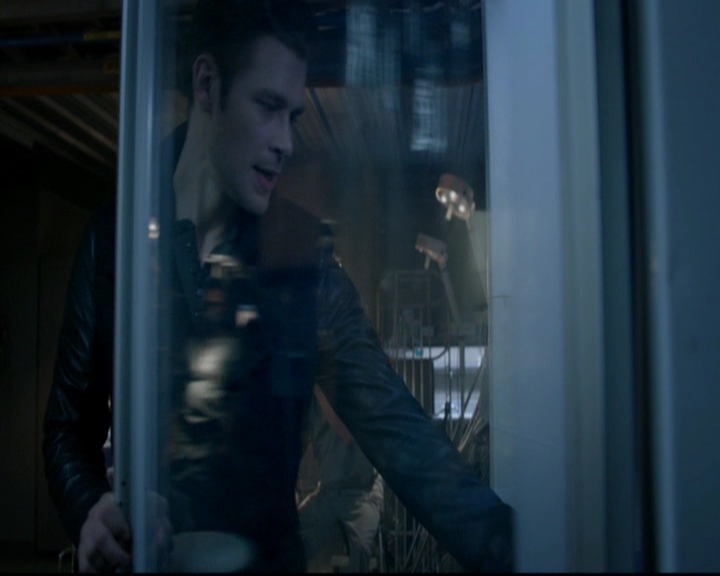 VampireDiariesWorld-dot-nl_TheOriginals_3x17BehindTheBlackHorizon1348.jpg