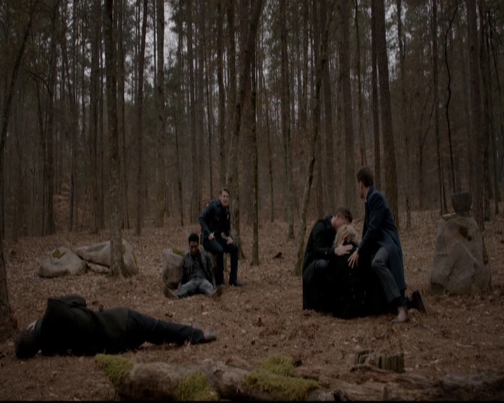 VampireDiariesWorld-dot-nl_TheOriginals_3x17BehindTheBlackHorizon1380.jpg