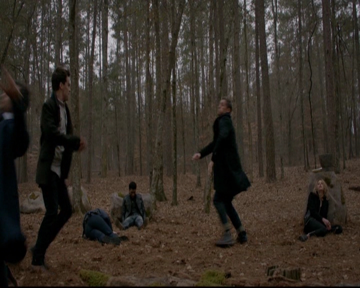 VampireDiariesWorld-dot-nl_TheOriginals_3x17BehindTheBlackHorizon1412.jpg