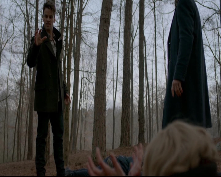 VampireDiariesWorld-dot-nl_TheOriginals_3x17BehindTheBlackHorizon1451.jpg