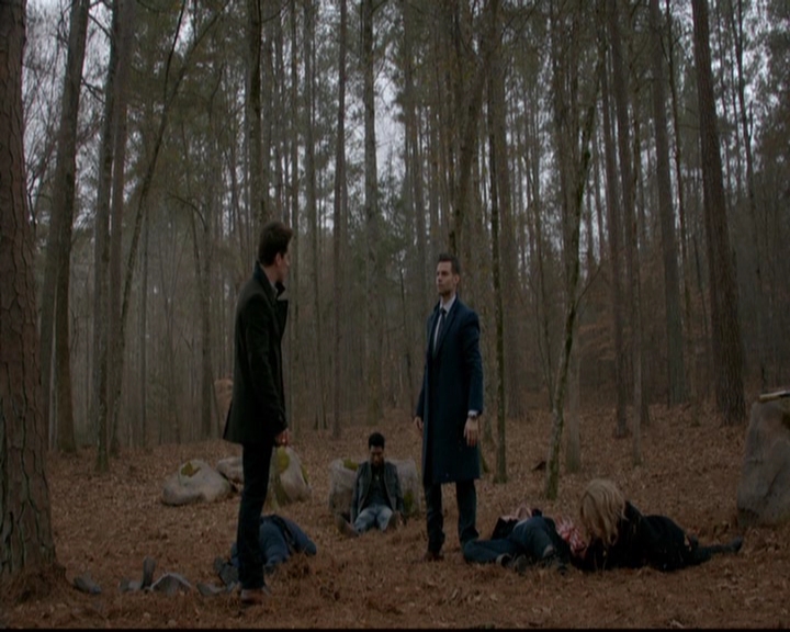 VampireDiariesWorld-dot-nl_TheOriginals_3x17BehindTheBlackHorizon1457.jpg