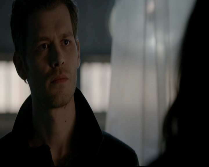 VampireDiariesWorld-dot-nl_TheOriginals_3x17BehindTheBlackHorizon1582.jpg