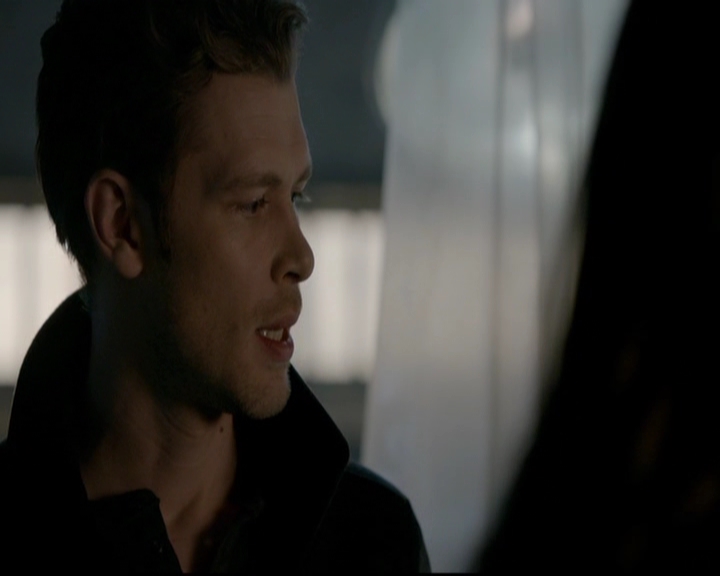 VampireDiariesWorld-dot-nl_TheOriginals_3x17BehindTheBlackHorizon1583.jpg