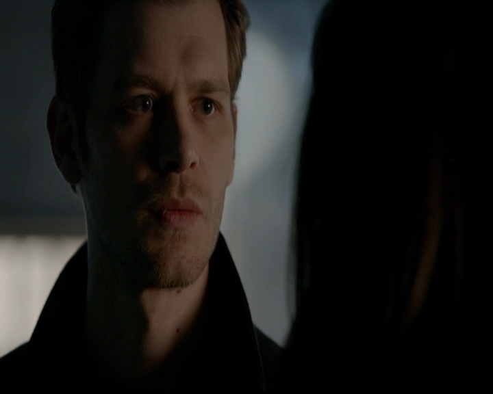 VampireDiariesWorld-dot-nl_TheOriginals_3x17BehindTheBlackHorizon1603.jpg