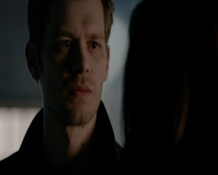 VampireDiariesWorld-dot-nl_TheOriginals_3x17BehindTheBlackHorizon1604.jpg