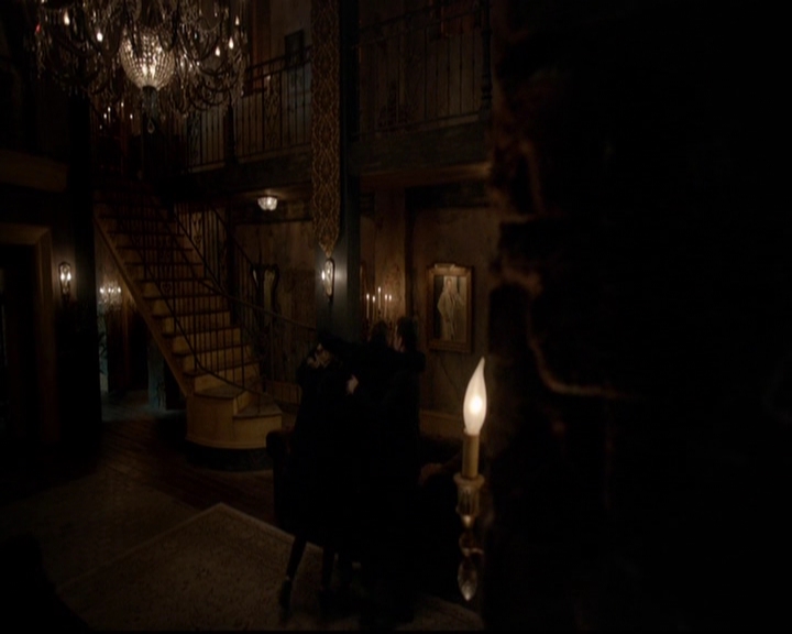 VampireDiariesWorld-dot-nl_TheOriginals_3x17BehindTheBlackHorizon1621.jpg