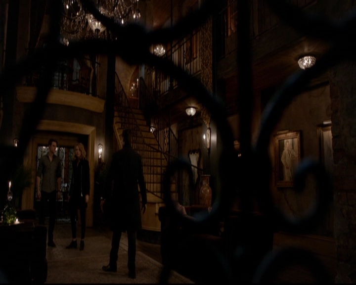 VampireDiariesWorld-dot-nl_TheOriginals_3x17BehindTheBlackHorizon1658.jpg