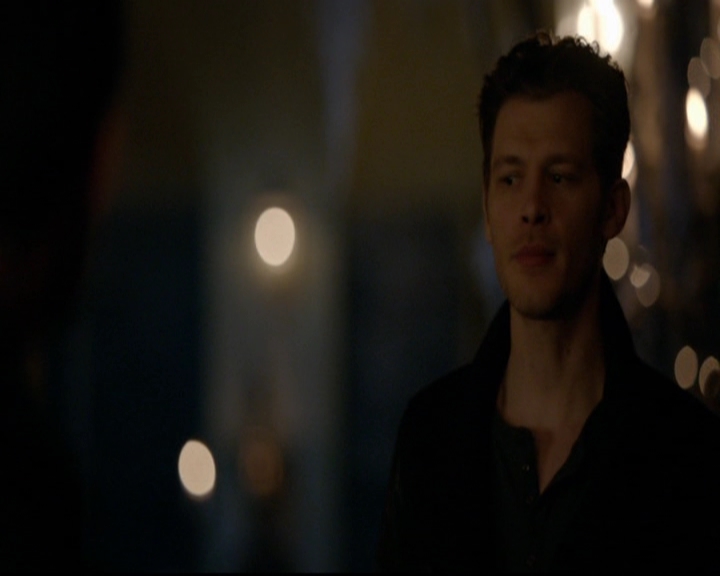 VampireDiariesWorld-dot-nl_TheOriginals_3x17BehindTheBlackHorizon1661.jpg