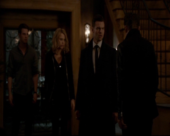 VampireDiariesWorld-dot-nl_TheOriginals_3x17BehindTheBlackHorizon1675.jpg