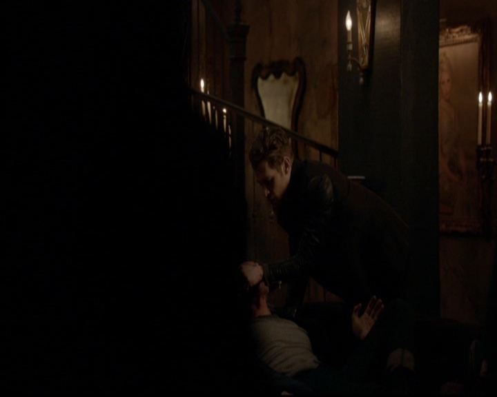 VampireDiariesWorld-dot-nl_TheOriginals_3x17BehindTheBlackHorizon1764.jpg