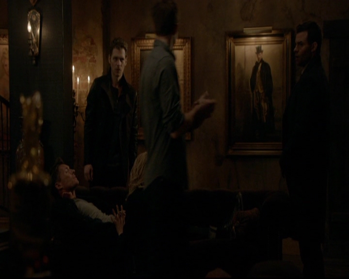 VampireDiariesWorld-dot-nl_TheOriginals_3x17BehindTheBlackHorizon1783.jpg