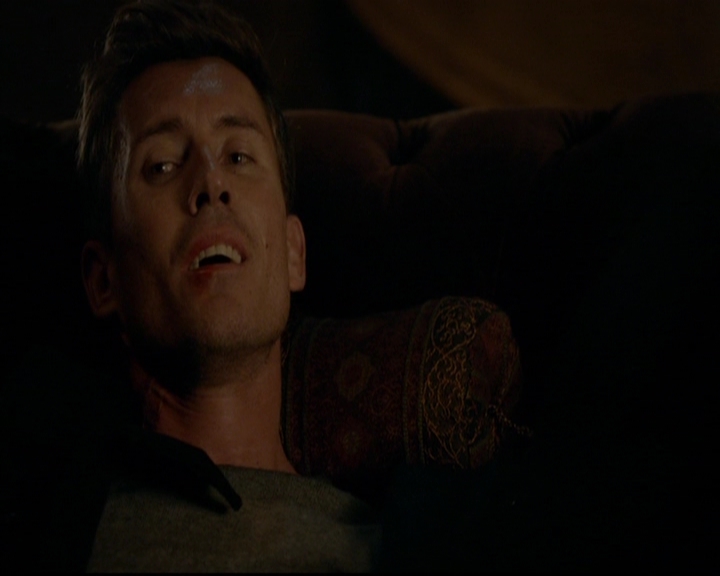 VampireDiariesWorld-dot-nl_TheOriginals_3x17BehindTheBlackHorizon1807.jpg