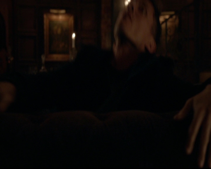 VampireDiariesWorld-dot-nl_TheOriginals_3x17BehindTheBlackHorizon1810.jpg