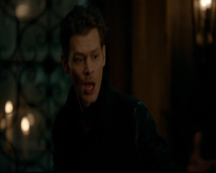 VampireDiariesWorld-dot-nl_TheOriginals_3x17BehindTheBlackHorizon1827.jpg