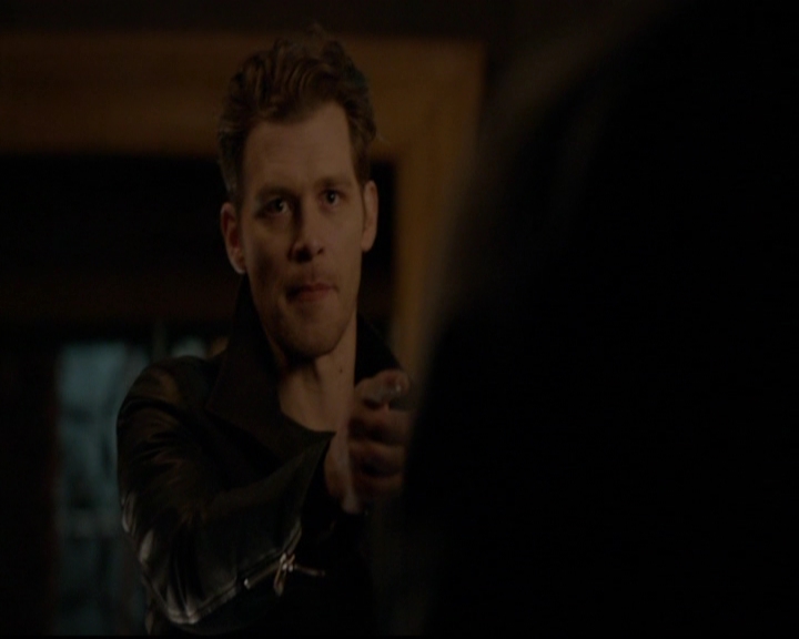 VampireDiariesWorld-dot-nl_TheOriginals_3x17BehindTheBlackHorizon1844.jpg