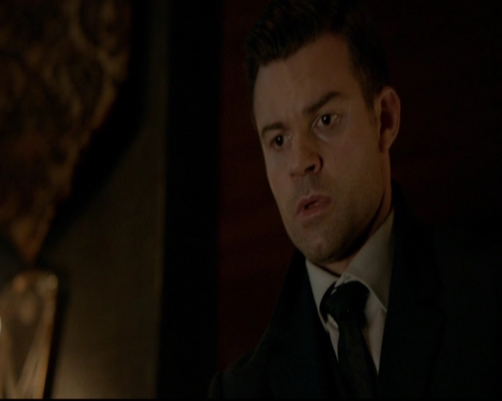 VampireDiariesWorld-dot-nl_TheOriginals_3x17BehindTheBlackHorizon1853.jpg