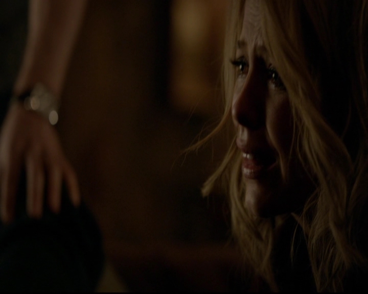 VampireDiariesWorld-dot-nl_TheOriginals_3x17BehindTheBlackHorizon1909.jpg