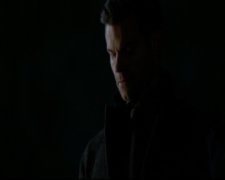 VampireDiariesWorld-dot-nl_TheOriginals_3x17BehindTheBlackHorizon1944.jpg