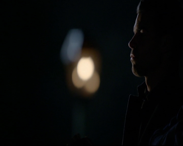 VampireDiariesWorld-dot-nl_TheOriginals_3x17BehindTheBlackHorizon1953.jpg