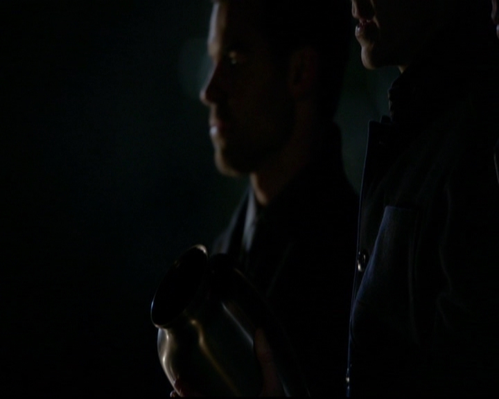 VampireDiariesWorld-dot-nl_TheOriginals_3x17BehindTheBlackHorizon1971.jpg