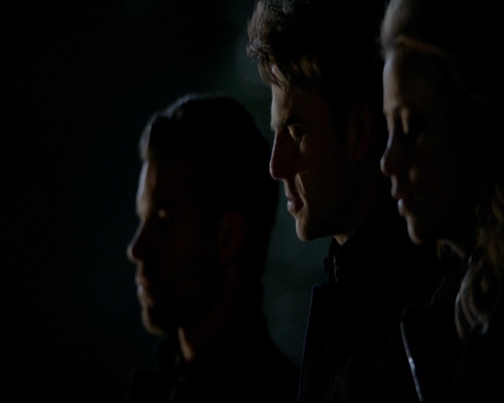 VampireDiariesWorld-dot-nl_TheOriginals_3x17BehindTheBlackHorizon1981.jpg