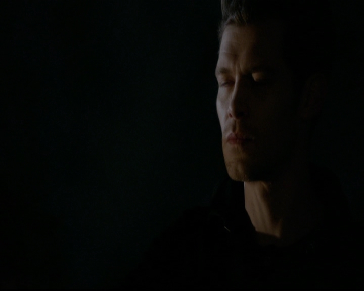 VampireDiariesWorld-dot-nl_TheOriginals_3x17BehindTheBlackHorizon2036.jpg